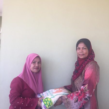 RICE 2019 - Distribution at Masjid Istana Kubang Kerian (1)