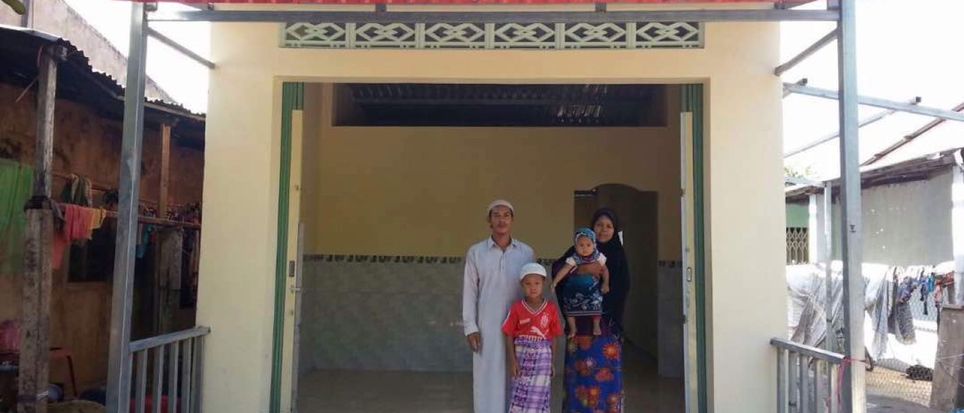 sumbangan 2 buah rumah di vietnam (21)